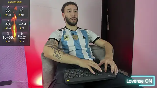 angel kyrozz online show from 06/22/26, 07:11
