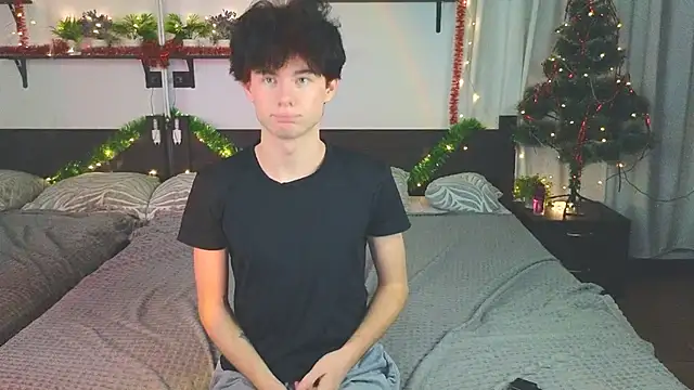 Cute Mike online show from 12/14/25, 09:19