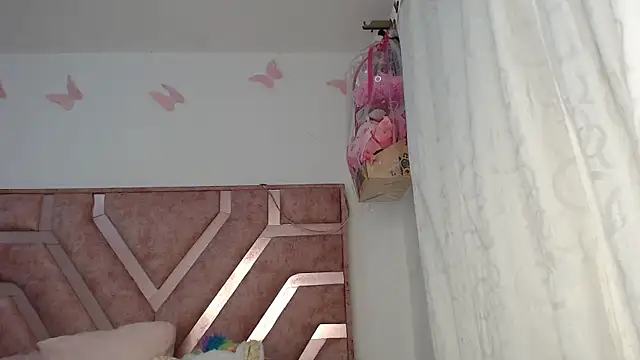 Snapshot of Rose_Baker- chatting on 10/18/25, 04:59 Rose Baker- online show from 10/18/25, 04:59