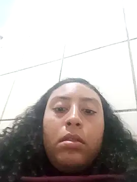 Snapshot of ZS_Oficial chatting on 11/11/25, 12:43 ZS Oficial online show from 11/11/25, 12:43