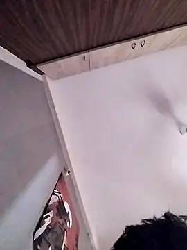 Snapshot of 665460 chatting on 10/07/25, 06:43 665460 online show from 10/07/25, 06:43