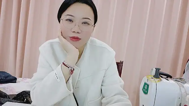 CCOO520 online show from 11/04/25, 02:05