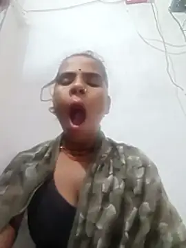 Pabitra cute online show from 10/10/25, 11:15