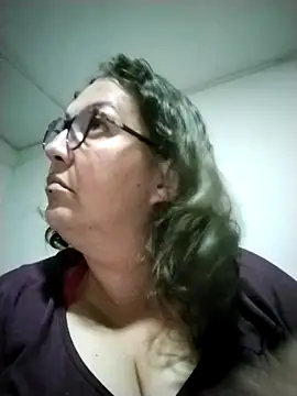 -saraqueen- online show from 11/11/25, 05:07