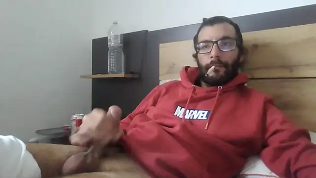 Snapshot of Arbneh69 chatting on 10/09/25, 02:26 Arbneh69 online show from 10/09/25, 02:26