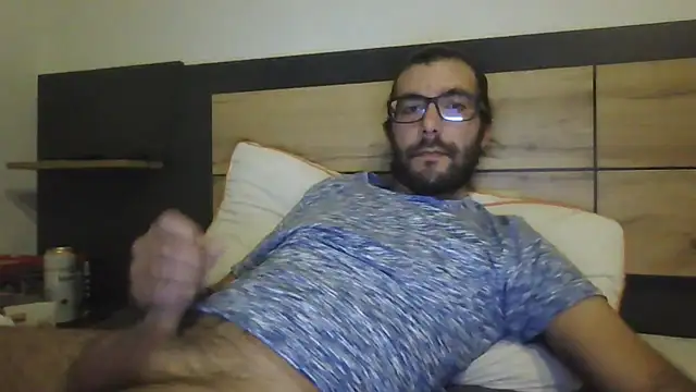 Snapshot of Arbneh69 chatting on 10/21/25, 04:51 Arbneh69 online show from 10/21/25, 04:51