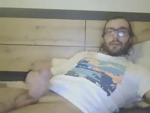 Snapshot of Arbneh69 chatting on 03/15/26, 07:53 Arbneh69 online show from 03/15/26, 07:53