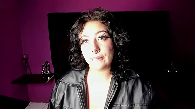 SabbathSinclair online show from 12/01/25, 01:05