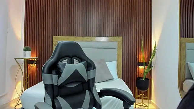 Snapshot of kaitt_ chatting on 03/03/26, 12:22 kaitt online show from 03/03/26, 12:22