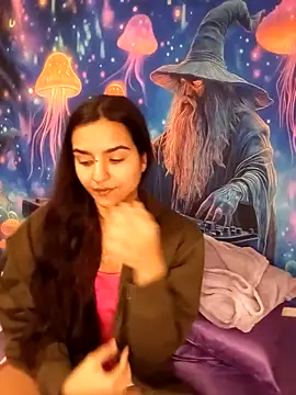 MissHazelnut online show from 11/25/25, 07:03