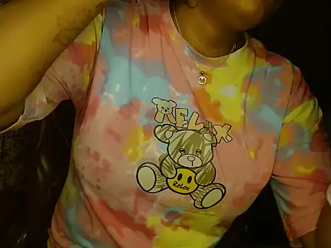 Snapshot of Kittibhabhi-9 chatting on 10/14/25, 07:31 Kittibhabhi-9 online show from 10/14/25, 07:31