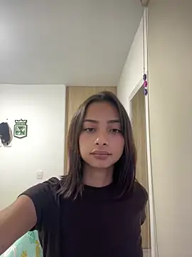Snapshot of lena_martinn chatting on 05/07/26, 11:10 lena martinn online show from 05/07/26, 11:10