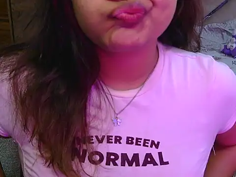 cute zaraa online show from 12/17/25, 05:13