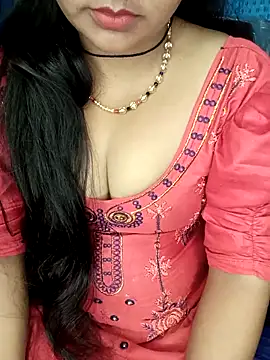 Snapshot of Rashmi_011 chatting on 05/04/26, 11:56 Rashmi 011 online show from 05/04/26, 11:56
