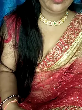 Snapshot of Rashmi_011 chatting on 05/15/26, 11:23 Rashmi 011 online show from 05/15/26, 11:23
