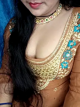 Snapshot of Rashmi_011 chatting on 05/30/26, 12:41 Rashmi 011 online show from 05/30/26, 12:41