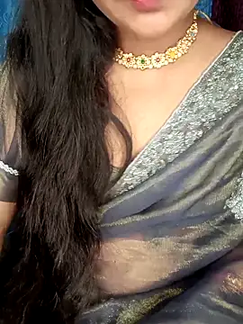 Snapshot of Rashmi_011 chatting on 06/03/26, 12:35 Rashmi 011 online show from 06/03/26, 12:35