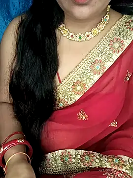 Snapshot of Rashmi_011 chatting on 06/04/26, 12:49 Rashmi 011 online show from 06/04/26, 12:49