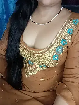 Snapshot of Rashmi_011 chatting on 06/18/26, 09:25 Rashmi 011 online show from 06/18/26, 09:25