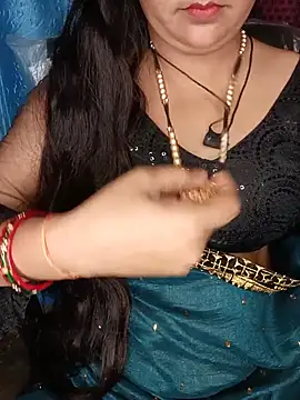 Snapshot of Rashmi_011 chatting on 06/25/26, 08:30 Rashmi 011 online show from 06/25/26, 08:30