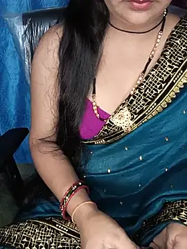 Snapshot of Rashmi_011 chatting on 06/26/26, 12:26 Rashmi 011 online show from 06/26/26, 12:26