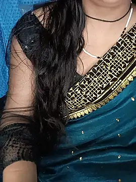 Snapshot of Rashmi_011 chatting on 07/01/26, 12:23 Rashmi 011 online show from 07/01/26, 12:23