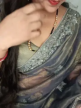 Snapshot of Rashmi_011 chatting on 07/24/26, 12:52 Rashmi 011 online show from 07/24/26, 12:52
