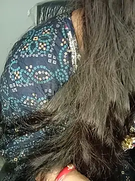 Snapshot of Rashmi_011 chatting on 07/29/26, 12:42 Rashmi 011 online show from 07/29/26, 12:42