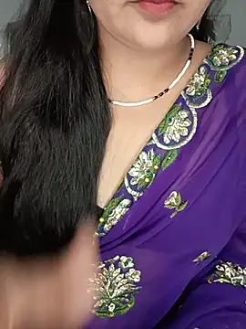 Snapshot of Rashmi_011 chatting on 08/01/26, 03:22 Rashmi 011 online show from 08/01/26, 03:22