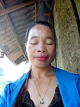 Snapshot of chieu_xinh chatting on 10/09/25, 03:15 chieu xinh online show from 10/09/25, 03:15