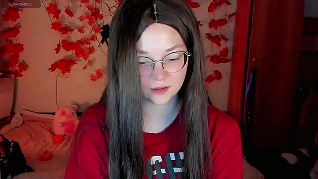 HoneyDazzle online show from 10/10/25, 07:35