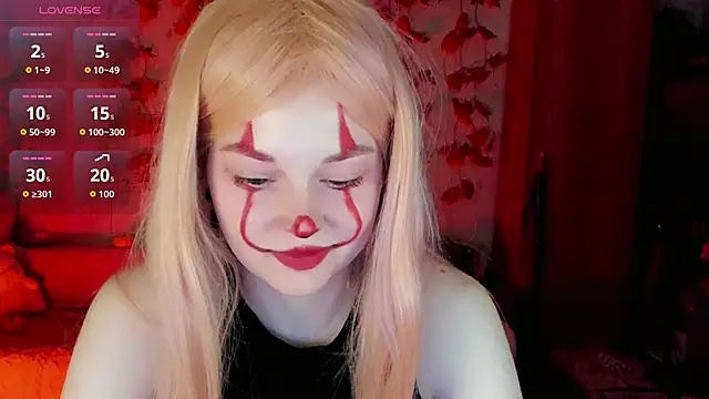 HoneyDazzle online show from 10/18/25, 08:09