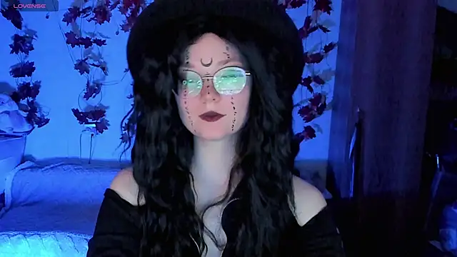 HoneyDazzle online show from 10/23/25, 07:12