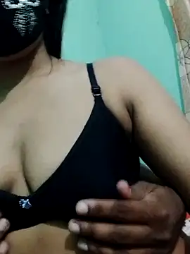 daisy-03 online show from 10/08/25, 01:42