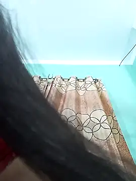 daisy-03 online show from 10/19/25, 01:23