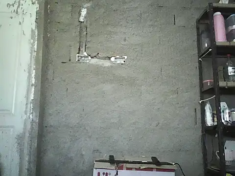 Snapshot of Lucius-08 chatting on 11/02/25, 04:42 Lucius-08 online show from 11/02/25, 04:42