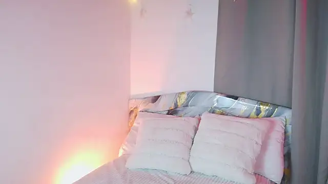 Snapshot of _Bella_Beth_ chatting on 01/09/26, 11:06 Bella Beth online show from 01/09/26, 11:06