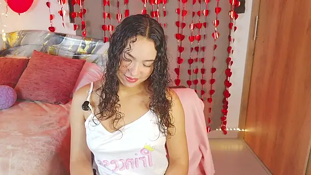 Snapshot of _Bella_Beth_ chatting on 02/19/26, 04:41 Bella Beth online show from 02/19/26, 04:41