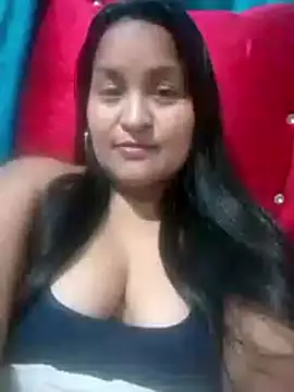 lucia00xx online show from 11/08/25, 10:52