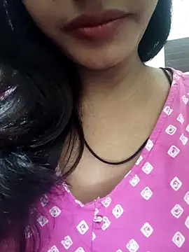 Snapshot of anjali2351 chatting on 11/18/25, 06:01 anjali2351 online show from 11/18/25, 06:01