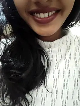 Snapshot of anjali2351 chatting on 11/29/25, 01:52 anjali2351 online show from 11/29/25, 01:52