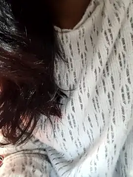 Snapshot of anjali2351 chatting on 01/17/26, 06:11 anjali2351 online show from 01/17/26, 06:11