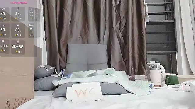 Taobaby168 online show from 11/20/25, 03:01