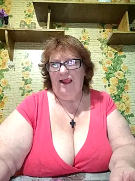 Snapshot of TATSI23 chatting on 10/19/25, 05:19 TATSI23 online show from 10/19/25, 05:19