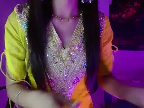 Roiseeee online show from 04/28/26, 05:45
