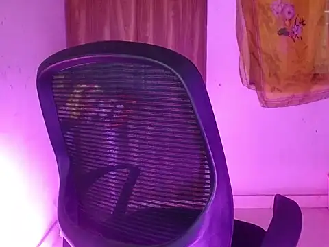 Roiseeee online show from 05/03/26, 05:46