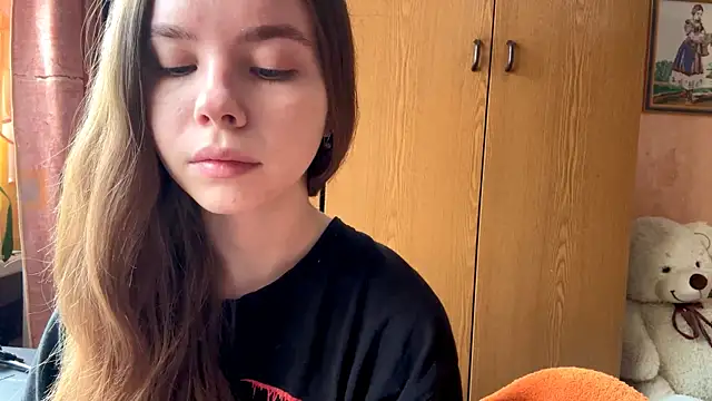 Snapshot of EhtelBiondi chatting on 01/11/26, 08:08 EhtelBiondi online show from 01/11/26, 08:08