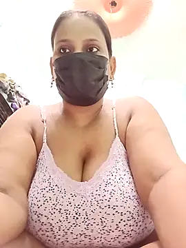 Snapshot of Puja_bhabhi_hot chatting on 10/29/25, 01:30 Puja bhabhi hot online show from 10/29/25, 01:30