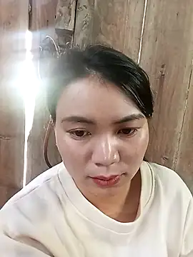 Snapshot of kun-love chatting on 02/04/26, 02:06 kun-love online show from 02/04/26, 02:06