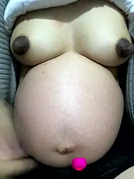 Snapshot of -Harper- chatting on 01/13/26, 01:11 -Harper- online show from 01/13/26, 01:11